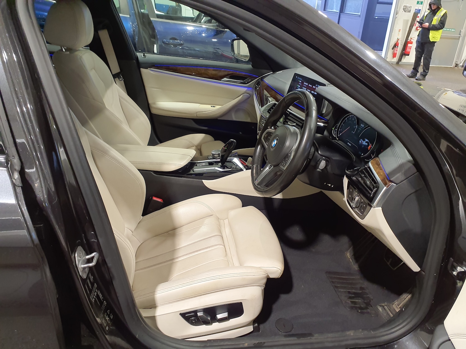 Used BMW 5 Series 2017 for sale - 76985660: Photo 5