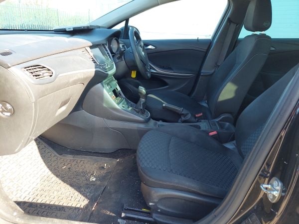 Used Vauxhall Astra 2018 for sale - 77100919: Photo 9