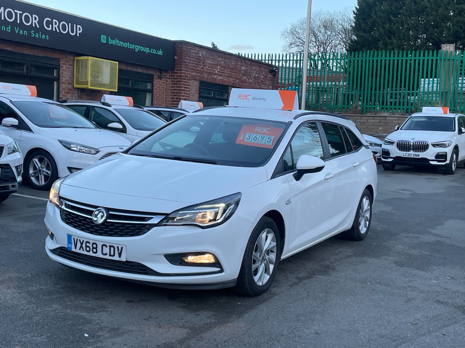 Used Vauxhall Astra 2018 for sale - 76357824: Photo 1