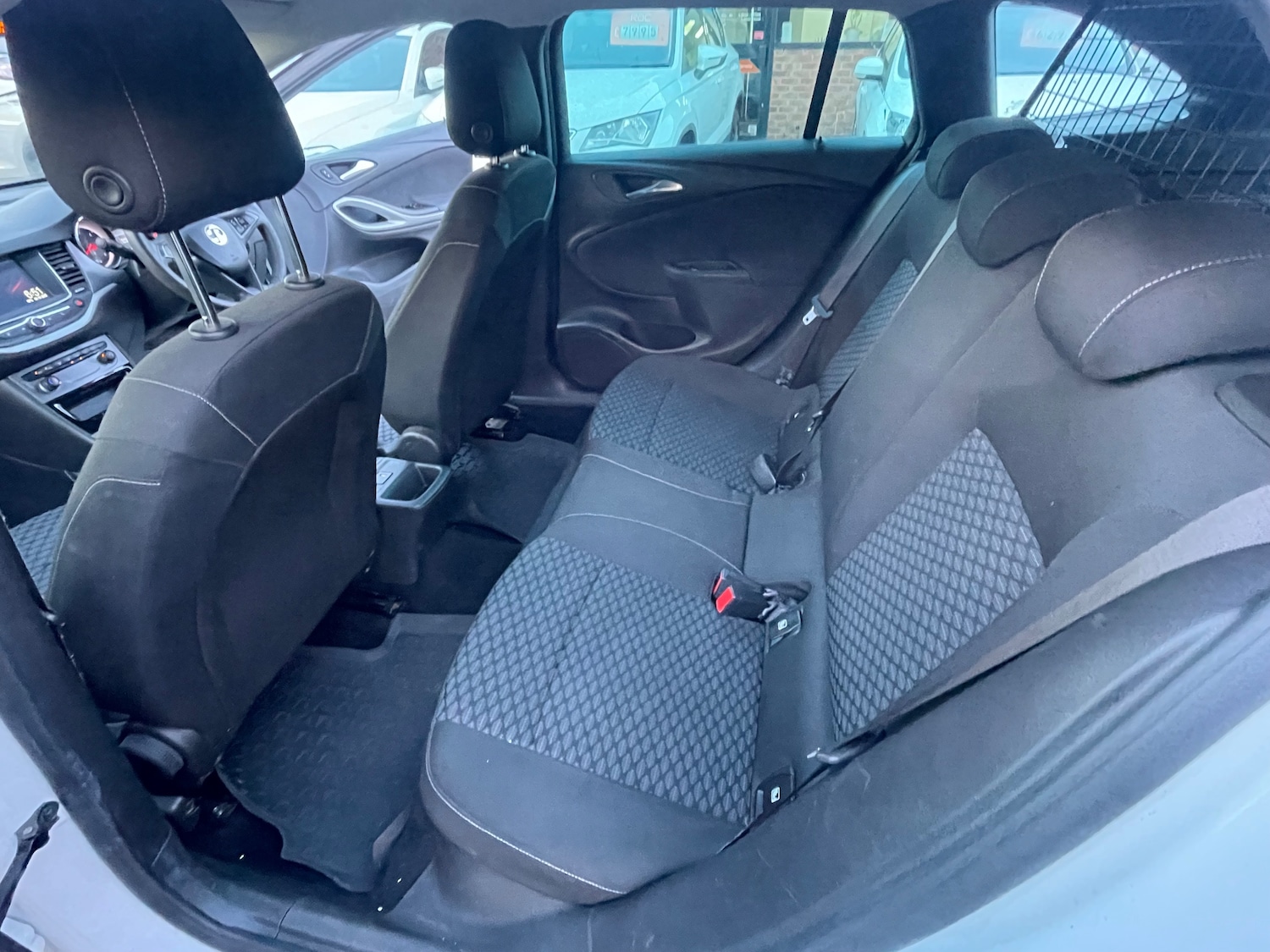 Used Vauxhall Astra 2018 for sale - 76357824: Photo 17