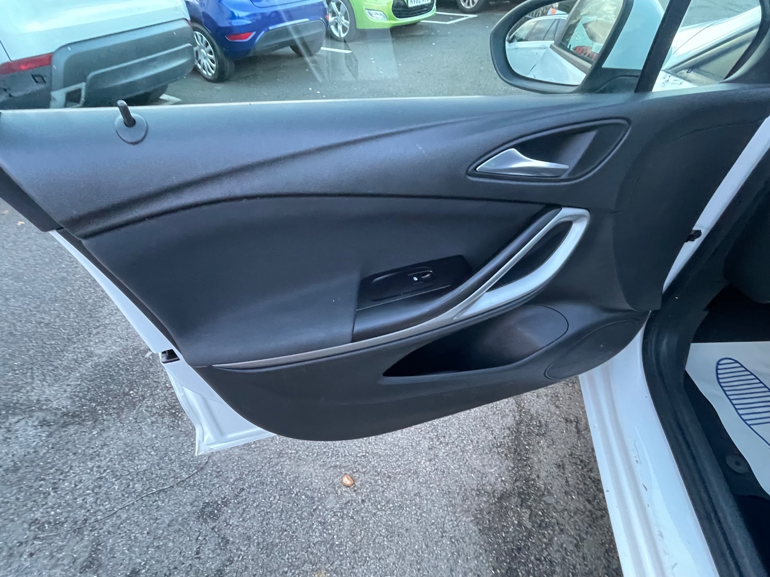 Used Vauxhall Astra 2018 for sale - 76357824: Photo 25