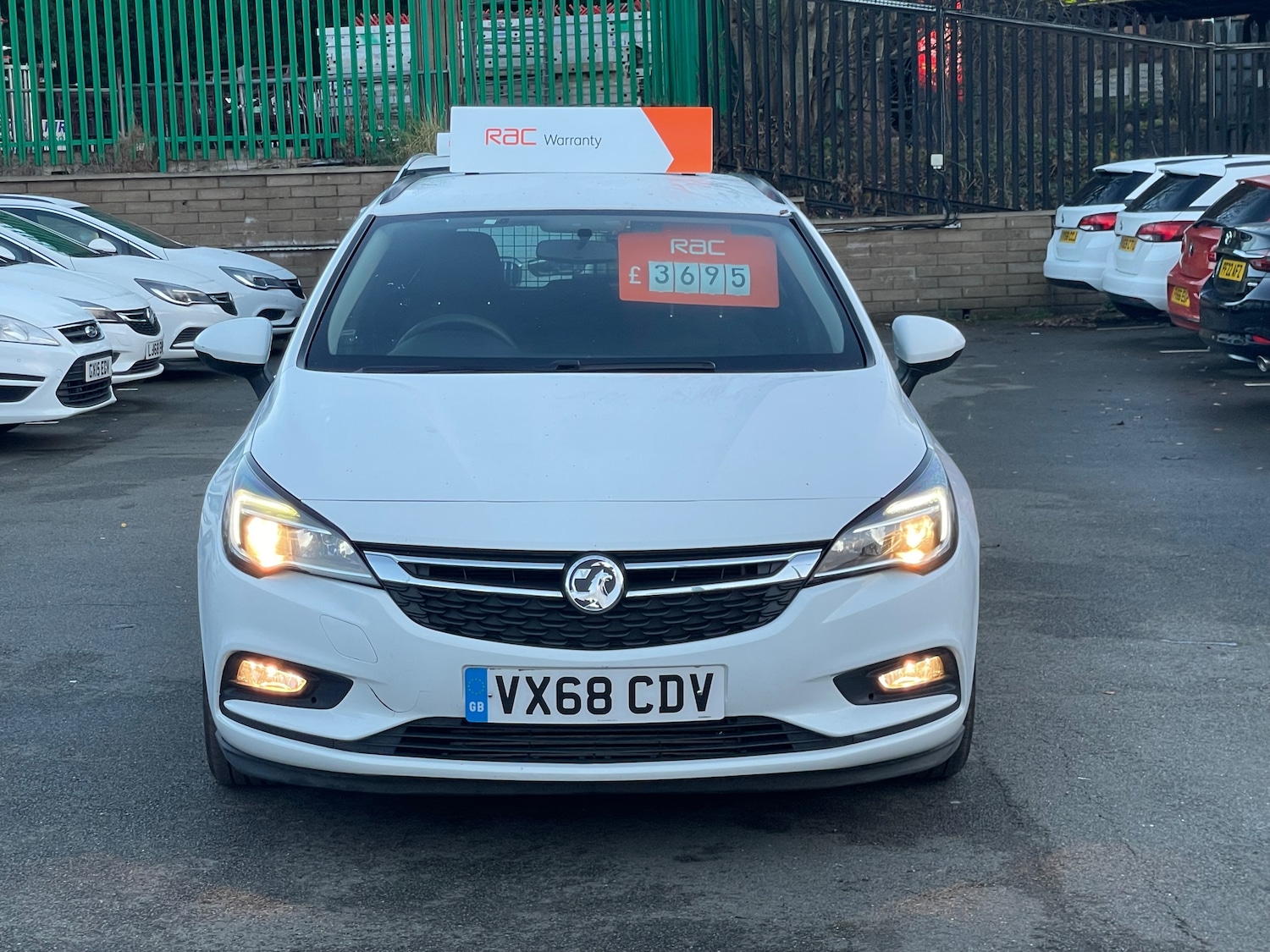 Used Vauxhall Astra 2018 for sale - 76357824: Photo 4