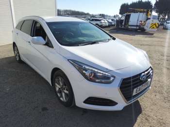 (17) - 1.7 CRDi Blue Drive SE Nav Business 5dr