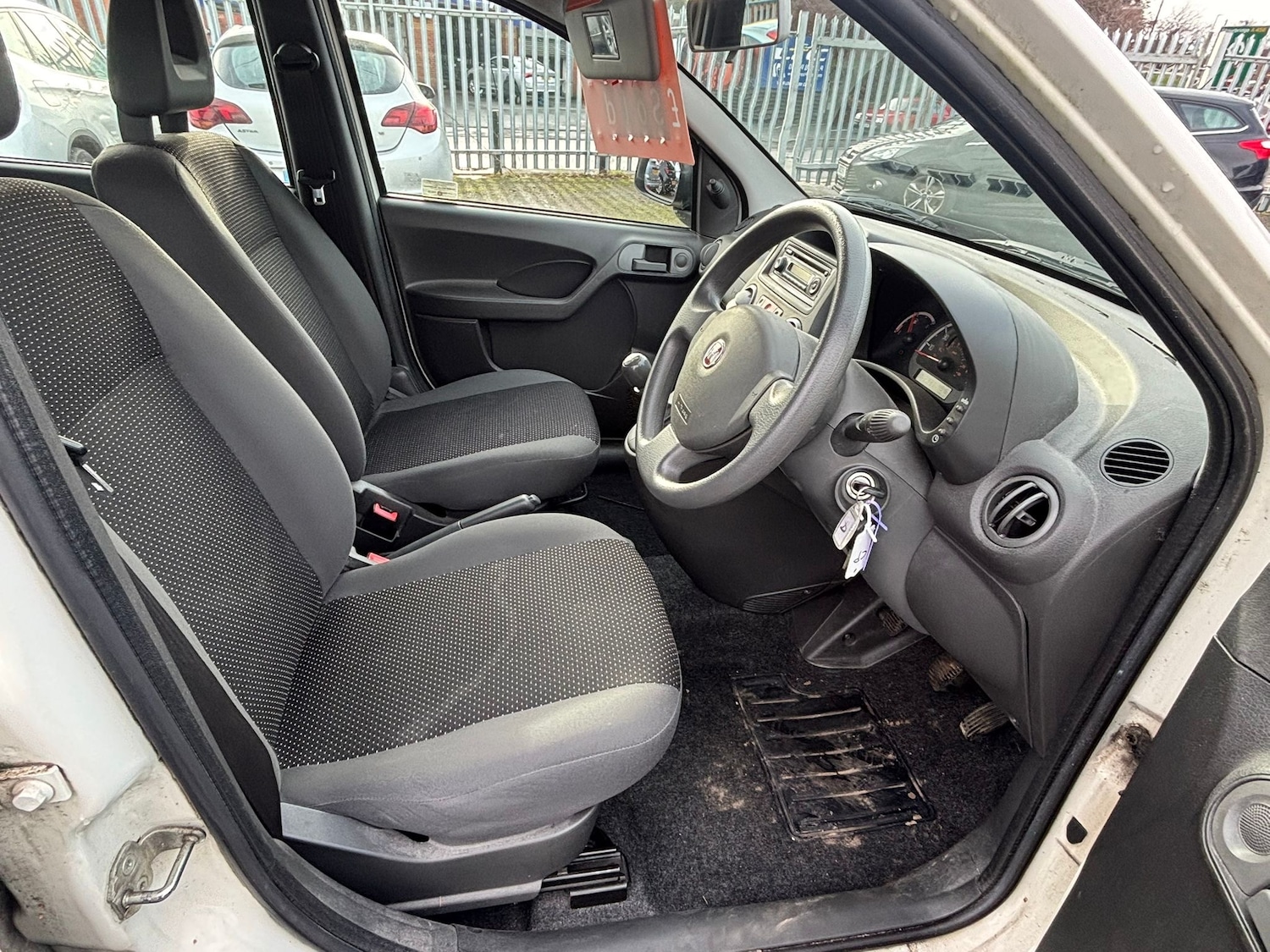 Used Fiat Panda 2010 for sale - 77200811: Photo 8