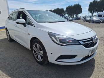 2017 (17) - 1.6 CDTi 16V 136 Design 5dr