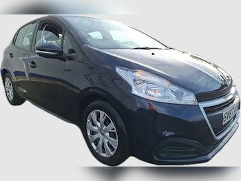 Used Peugeot 208 2018 for sale - 77211700: Photo