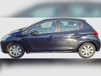 Used Peugeot 208 2018 for sale - 77211700: Photo