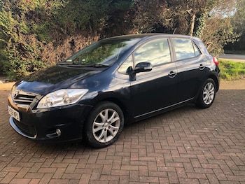 Used Toyota Auris 2011 for sale - 76954552: Photo