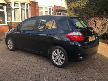 Used Toyota Auris 2011 for sale - 76954552: Photo