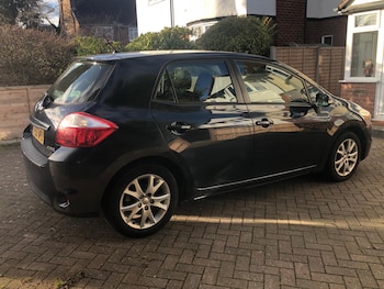 Used Toyota Auris 2011 for sale - 76954552: Photo