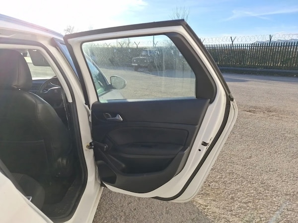 Used Peugeot 308 2018 for sale - 74681558: Photo 9