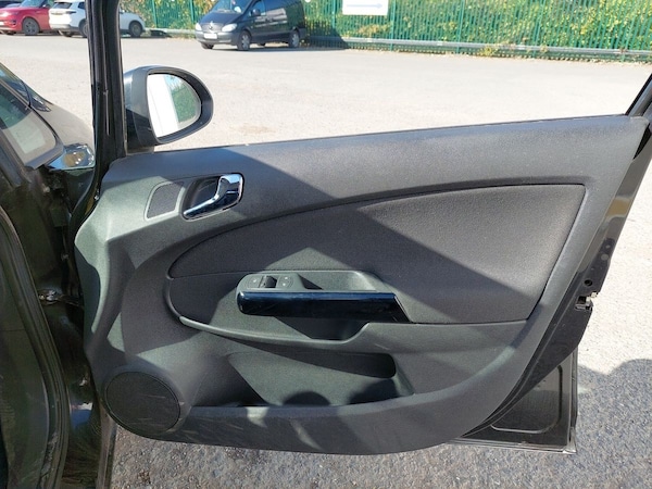 Used Vauxhall Corsa 2014 for sale - 76316059: Photo 12