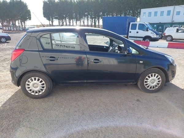 Used Vauxhall Corsa 2014 for sale - 76316059: Photo 9
