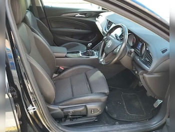 Used Vauxhall Insignia 2017 for sale - 77897423: Photo