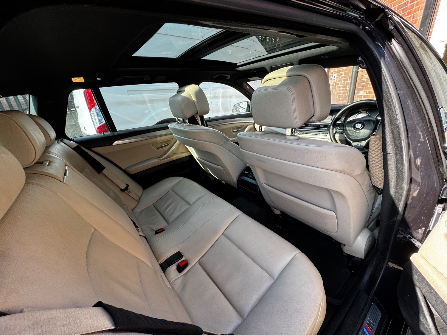 Used BMW 5 Series 2011 for sale - 77211695: Photo 8