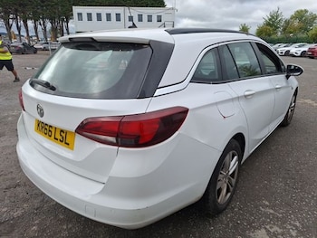 Used Vauxhall Astra 2016 for sale - 76157889: Photo 3