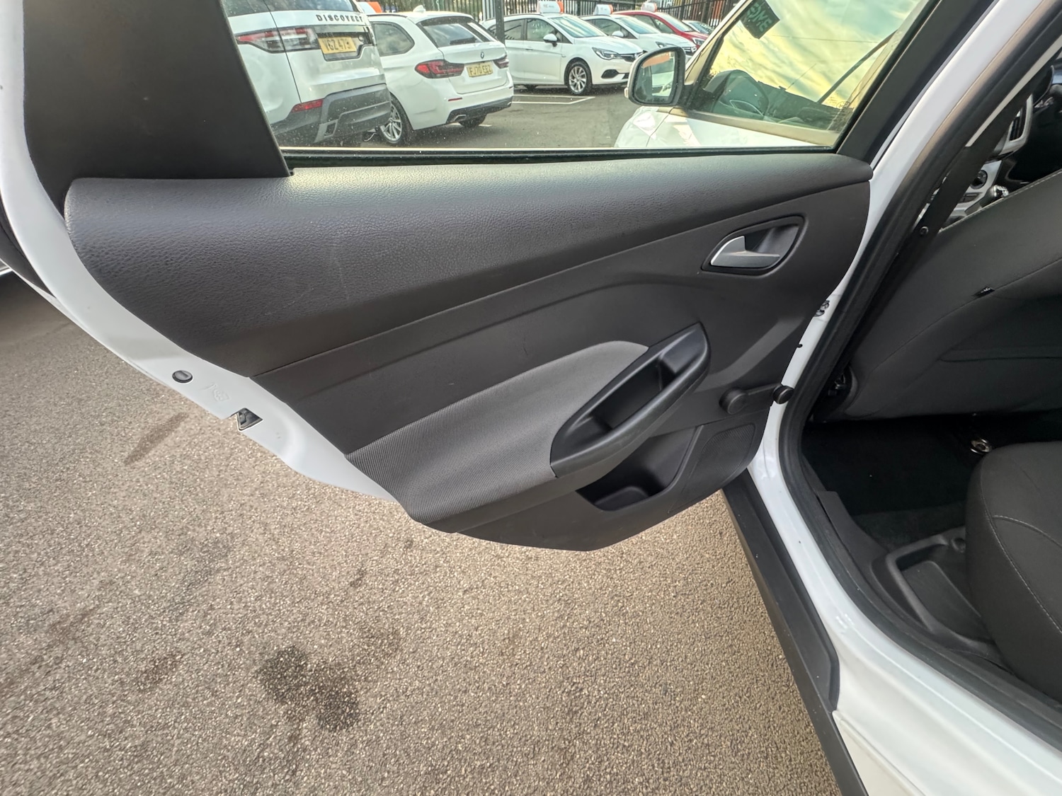 Used Ford Focus 2014 for sale - 75766570: Photo 22