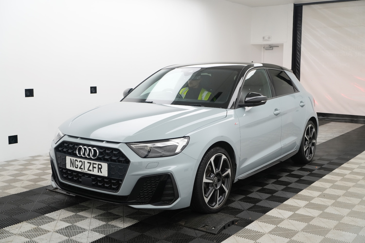 Used Audi A1 2021 for sale - 76961827: Photo 2