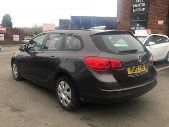Used Vauxhall Astra 2012 for sale - 76961845: Photo