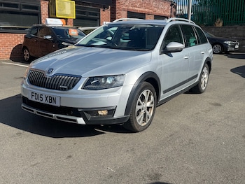 Used Skoda Octavia 2015 for sale - 75897890: Photo