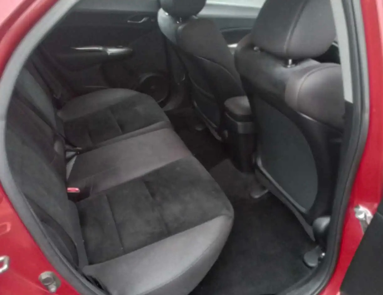 Used Honda Civic 2011 for sale - 77620364: Photo 4