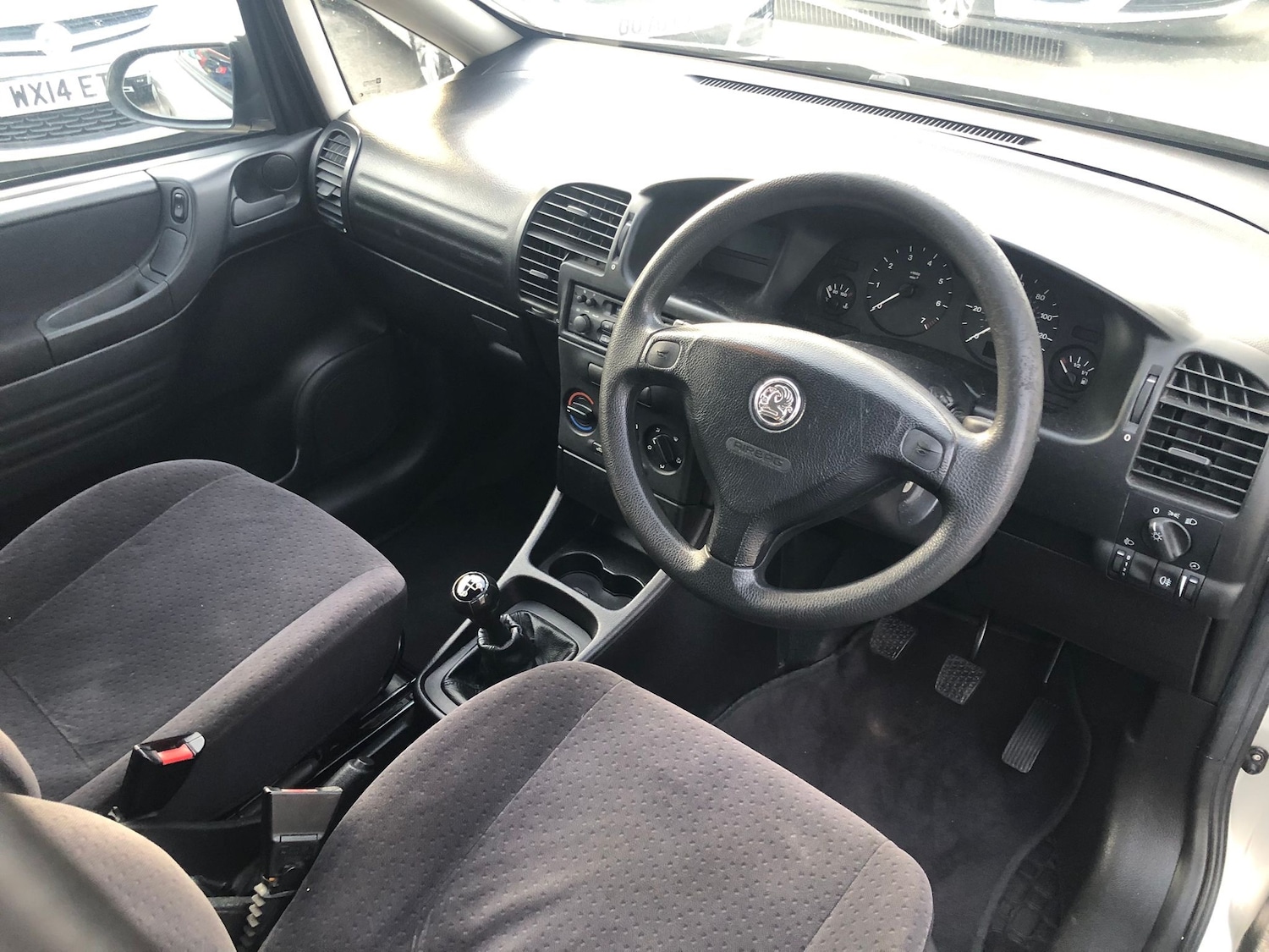 Used Vauxhall Zafira 2003 for sale - 76487300: Photo 9