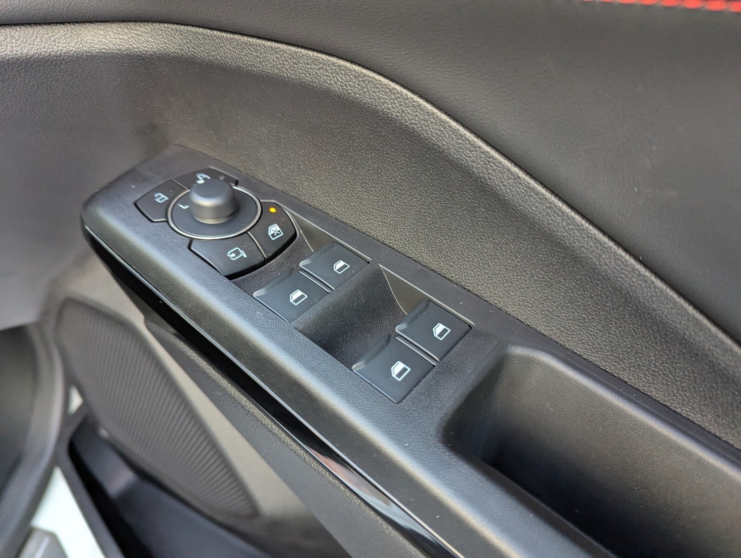 Used Ford Fiesta 1999 for sale - 77010483: Photo 21