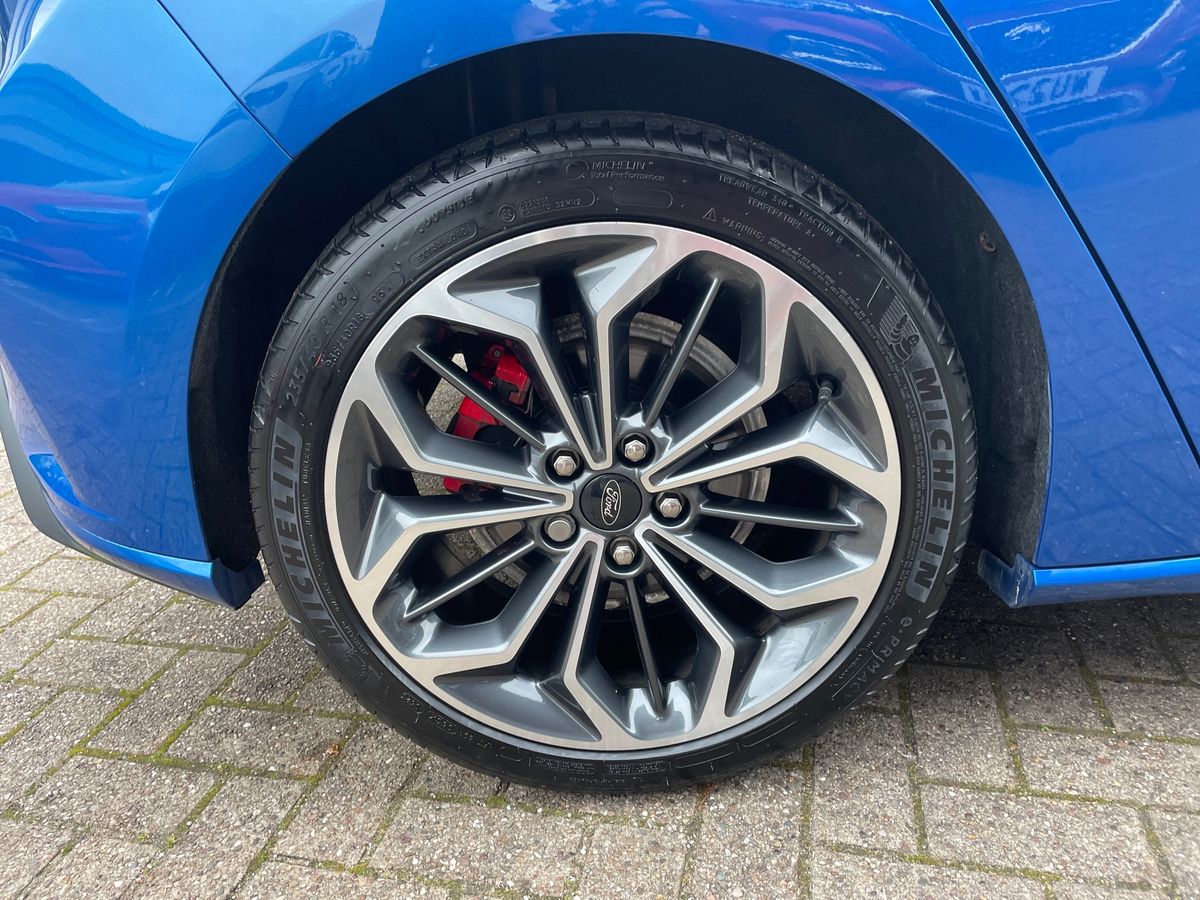 Used Ford Focus 2004 for sale - 76384551: Photo 13