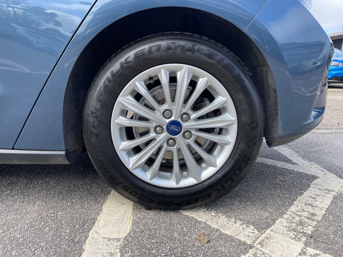 Used Ford Focus 2021 for sale - 77927401: Photo 13