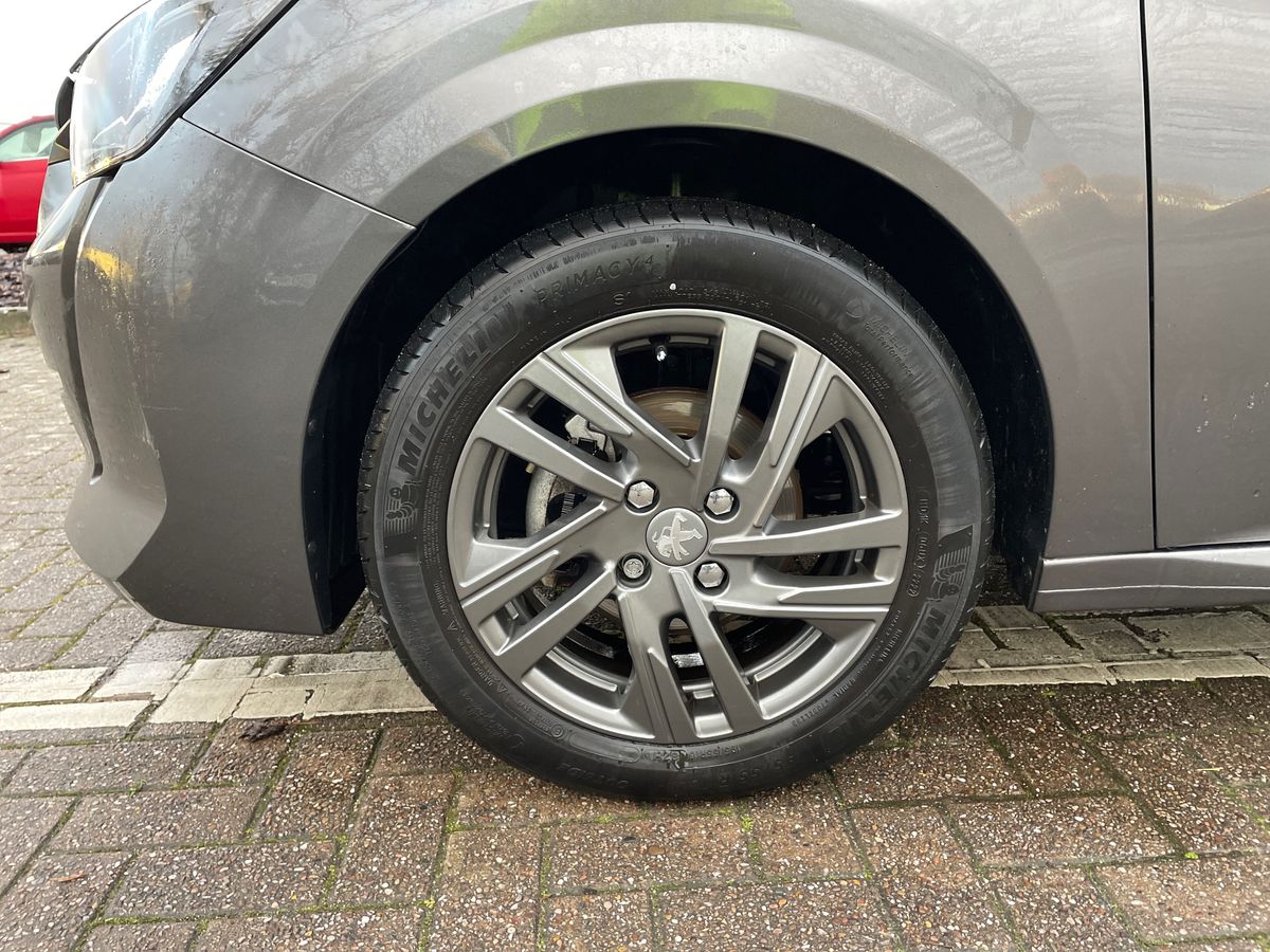 Used Peugeot 208 2022 for sale - 77256323: Photo 15