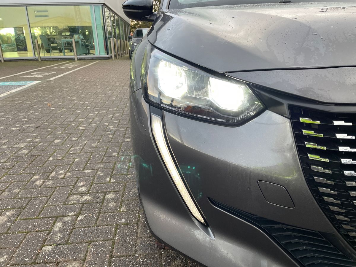 Used Peugeot 208 2022 for sale - 77256323: Photo 32