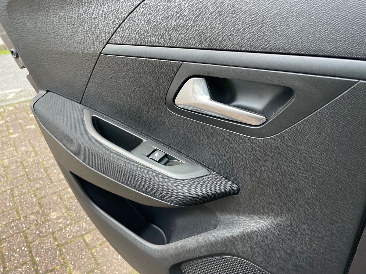 Used Peugeot 208 2022 for sale - 77256323: Photo 34