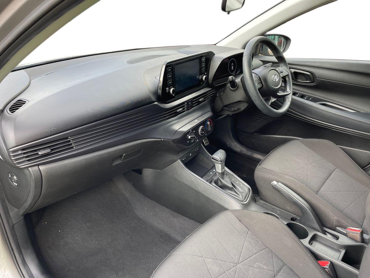 Used Hyundai BAYON 2022 for sale - 77706381: Photo 18