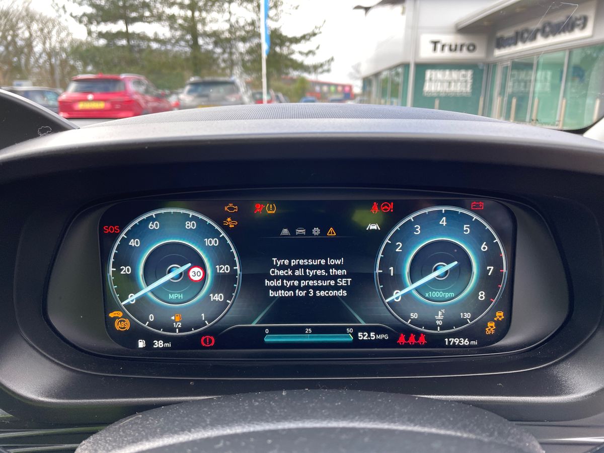 Used Hyundai BAYON 2022 for sale - 77706381: Photo 23