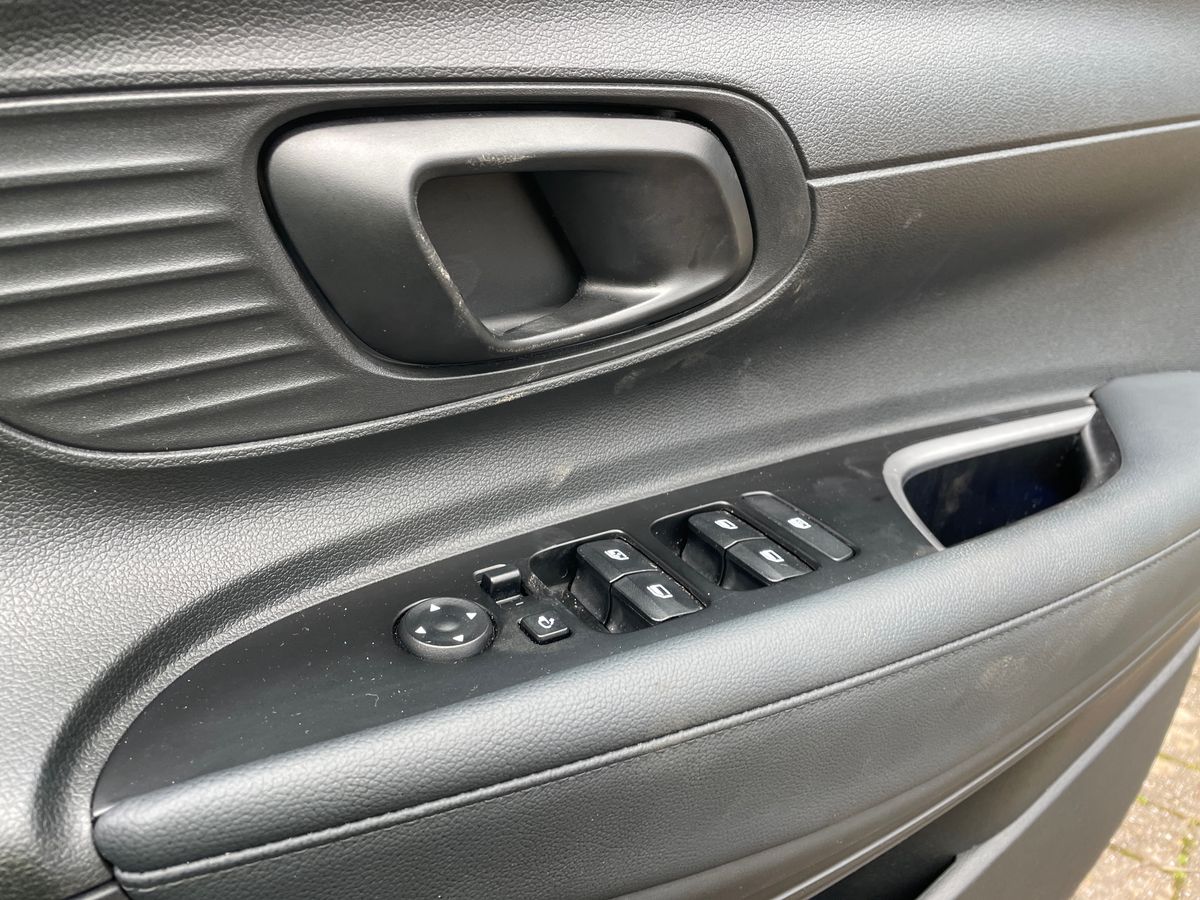 Used Hyundai BAYON 2022 for sale - 77706381: Photo 24