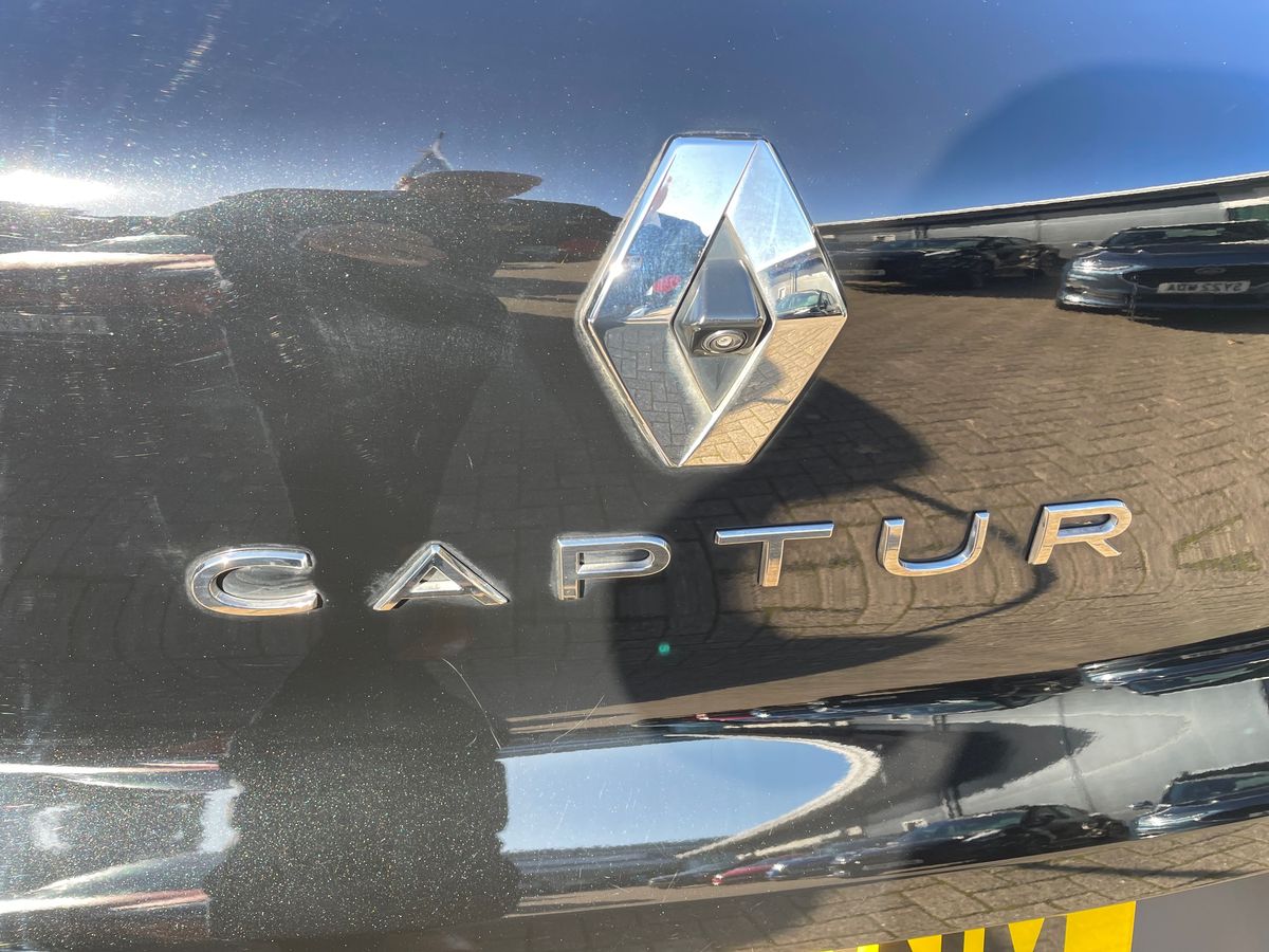 Used Renault Captur 2022 for sale - 76384472: Photo 31