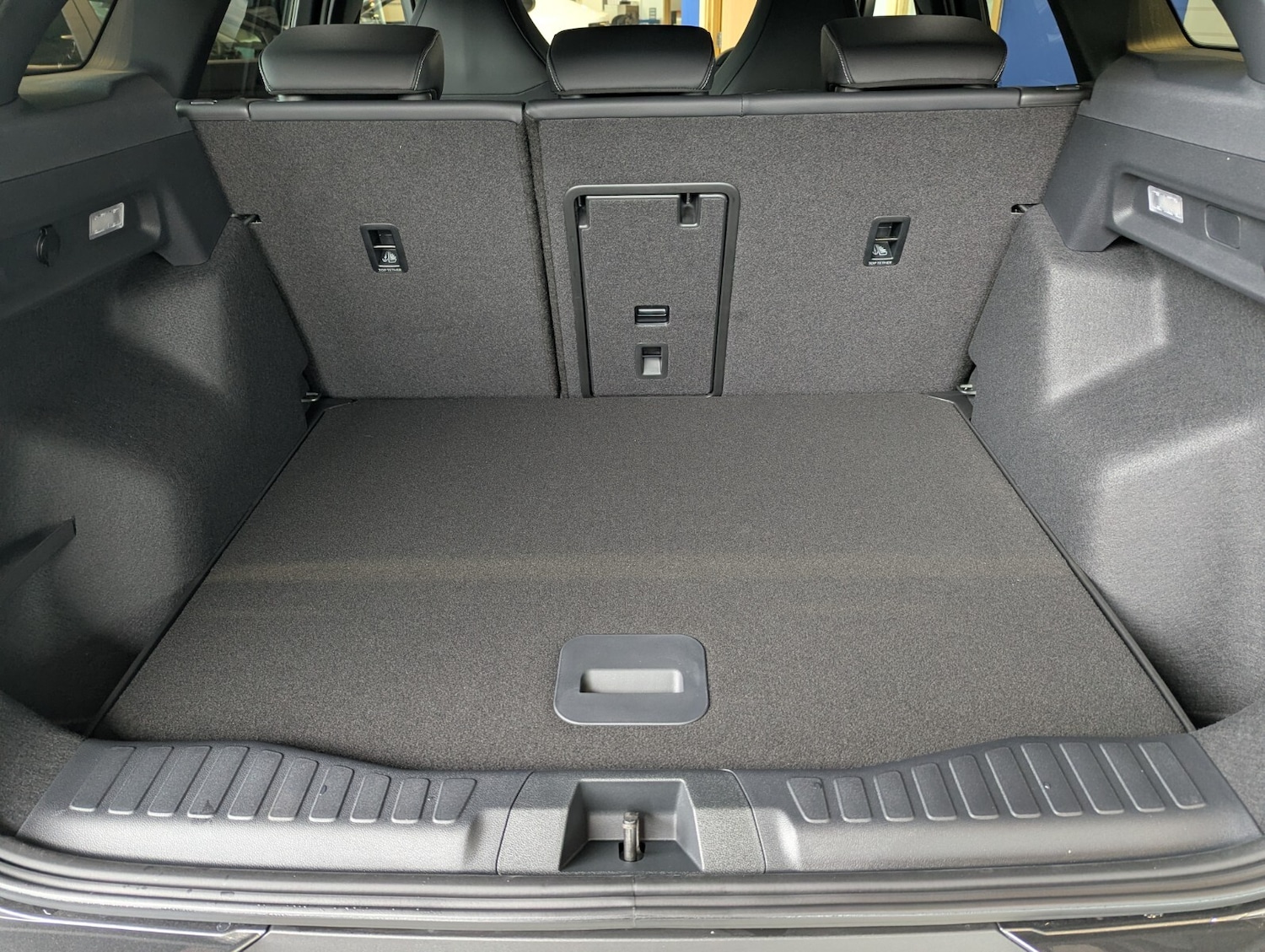 Used Ford Explorer 2026 for sale - 78206655: Photo 12