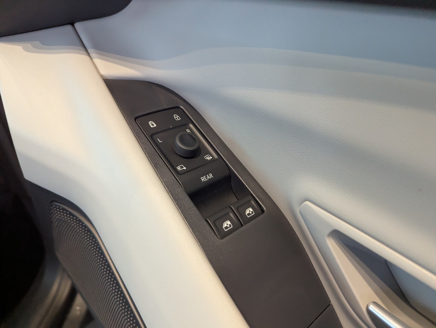 Used Ford Explorer 2026 for sale - 78206655: Photo 19