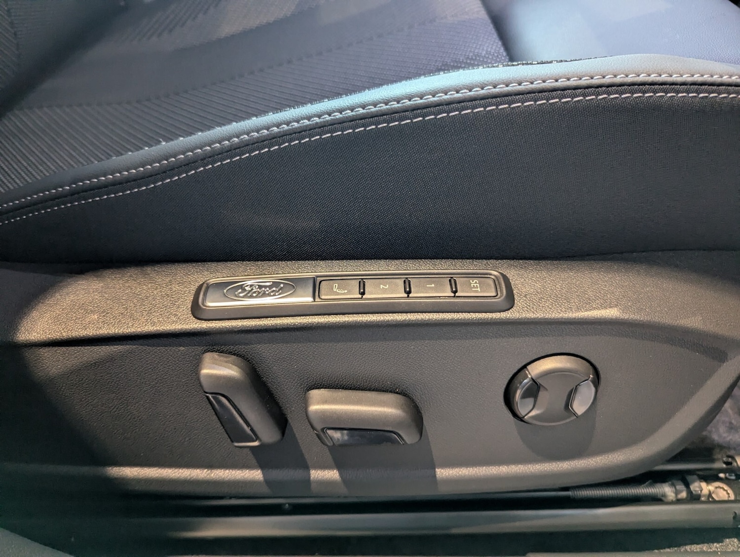 Used Ford Explorer 2026 for sale - 78206655: Photo 21