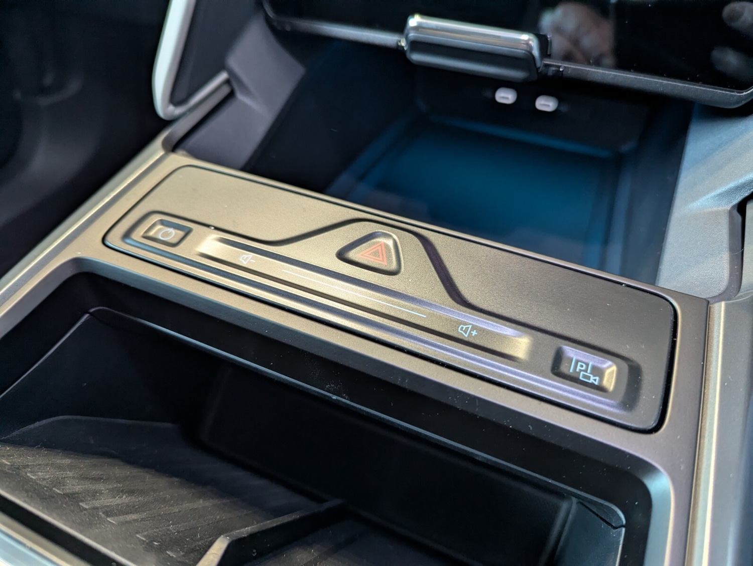 Used Ford Explorer 2026 for sale - 78206655: Photo 23