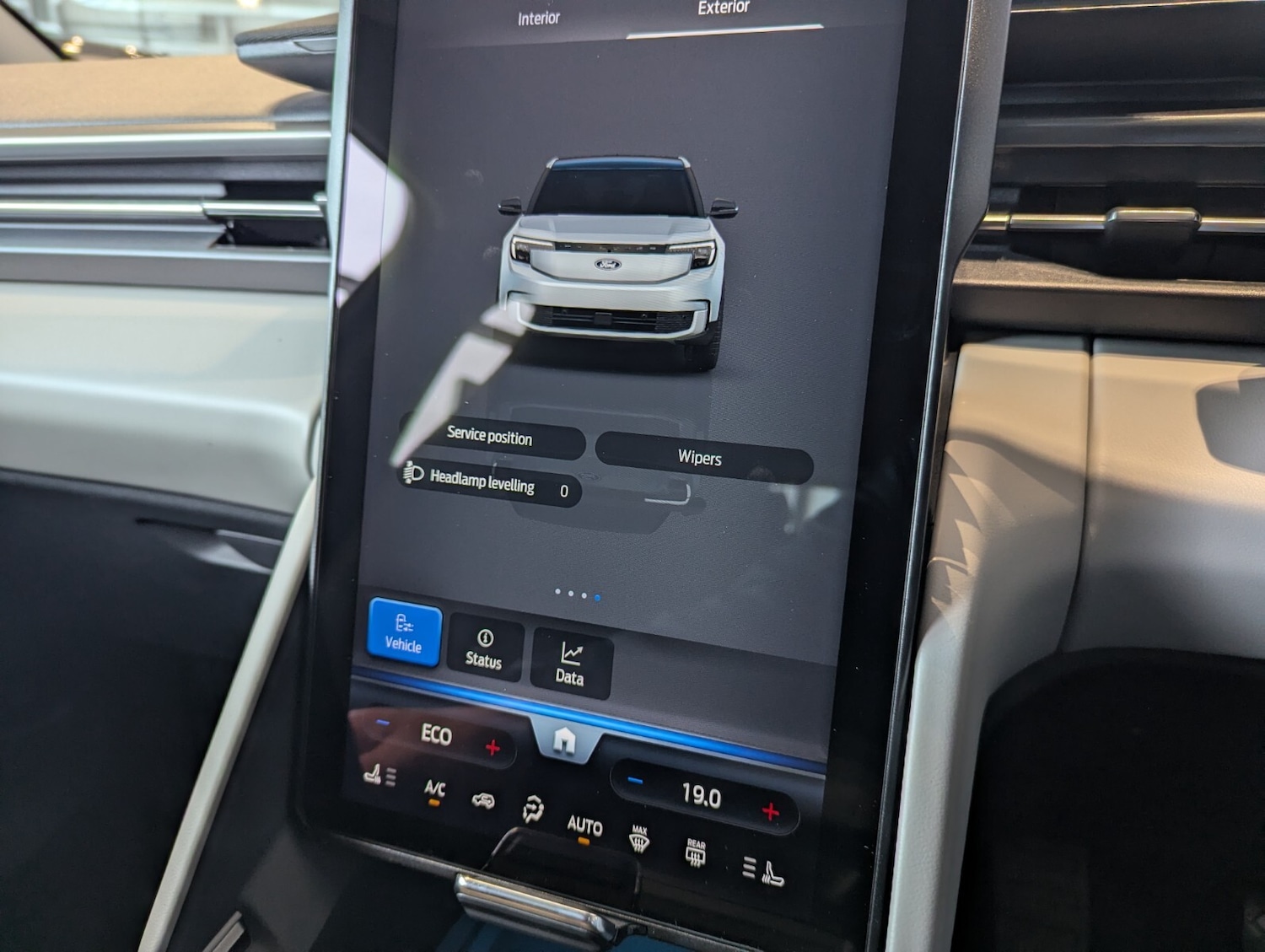 Used Ford Explorer 2026 for sale - 78206655: Photo 32