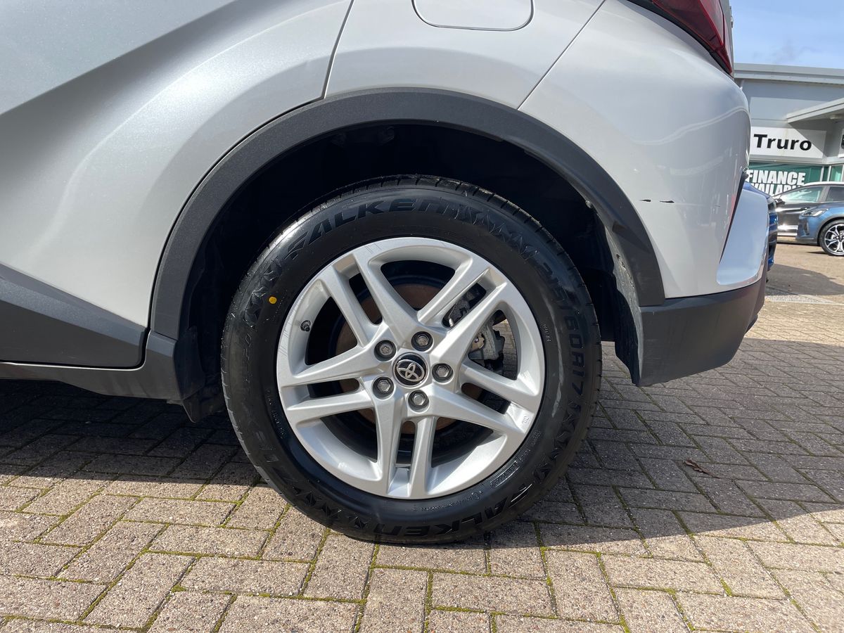 Used Toyota C-HR 2022 for sale - 76384416: Photo 13