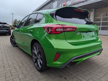 Used Ford Focus 2025 for sale - 76261489: Photo 2