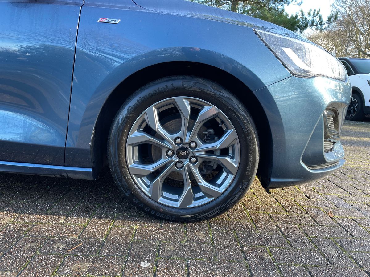 Used Ford Focus 2023 for sale - 76881687: Photo 15