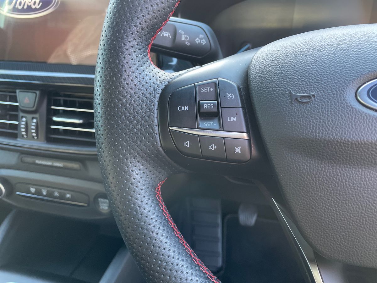 Used Ford Focus 2023 for sale - 76881687: Photo 34