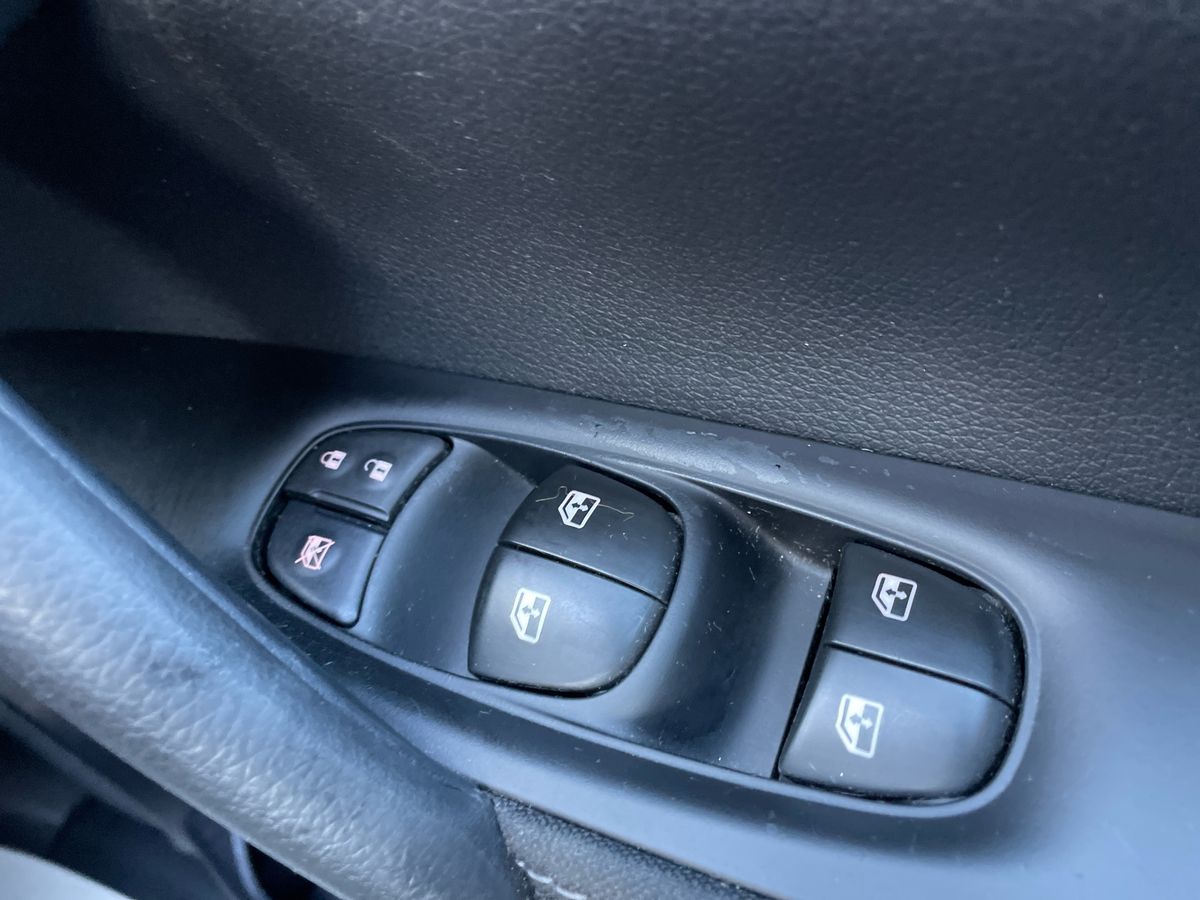 Used Nissan Qashqai 2018 for sale - 76660754: Photo 24