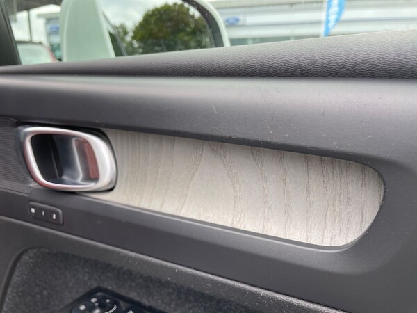 Used Volvo XC40 2021 for sale - 75481997: Photo 37
