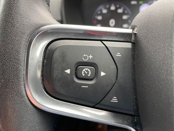Used Volvo XC40 2021 for sale - 75481997: Photo 44