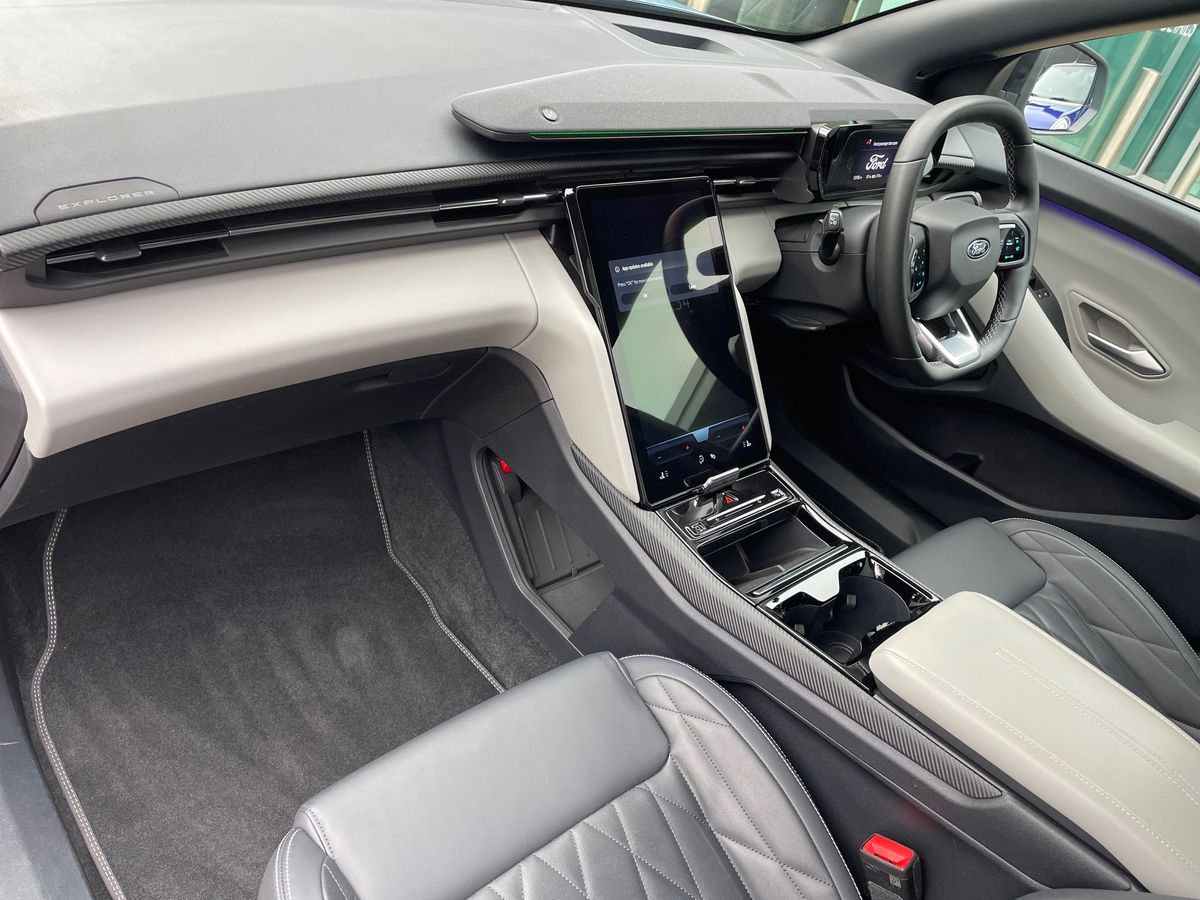 Used Ford Explorer 2024 for sale - 76289952: Photo 18
