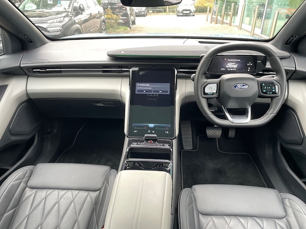 Used Ford Explorer 2024 for sale - 76289952: Photo 19